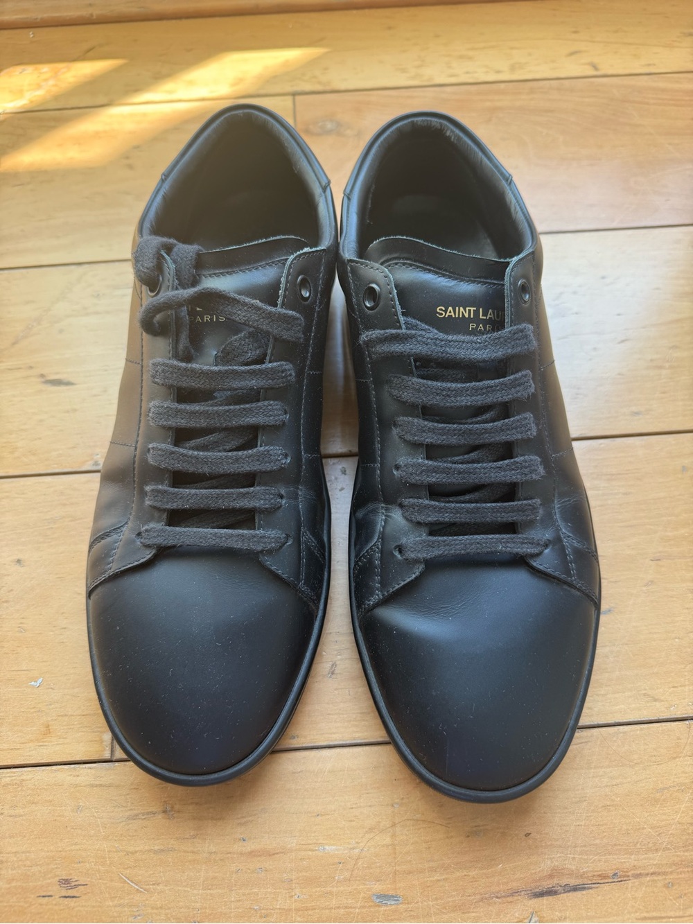 Saint Laurent Black Leather Low-Top Lace-Up Sneakers with Gold Logo